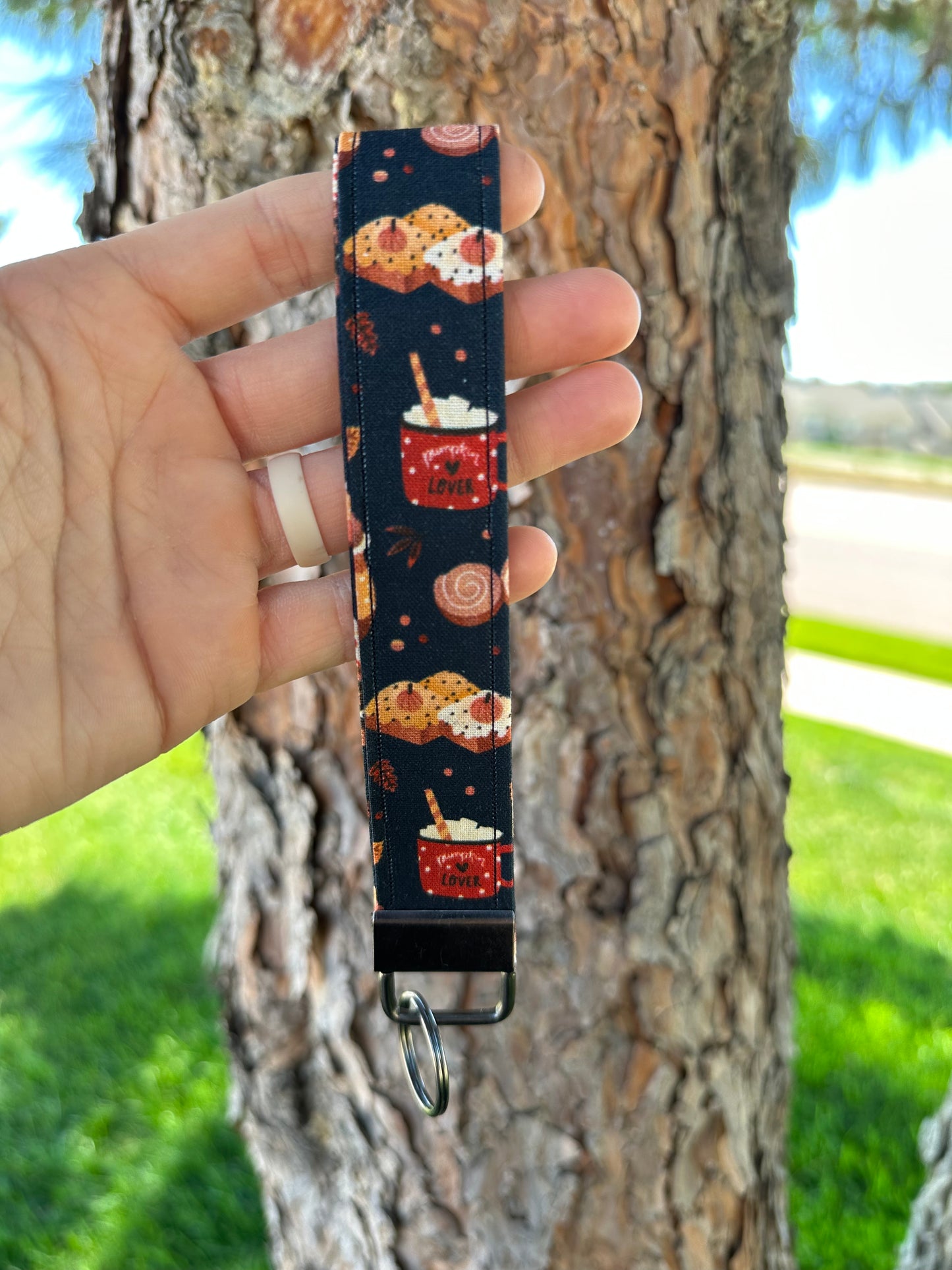 Keychain Wristlet Fall